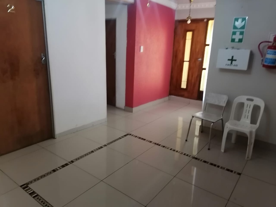 5 Bedroom Property for Sale in Brandwag Free State